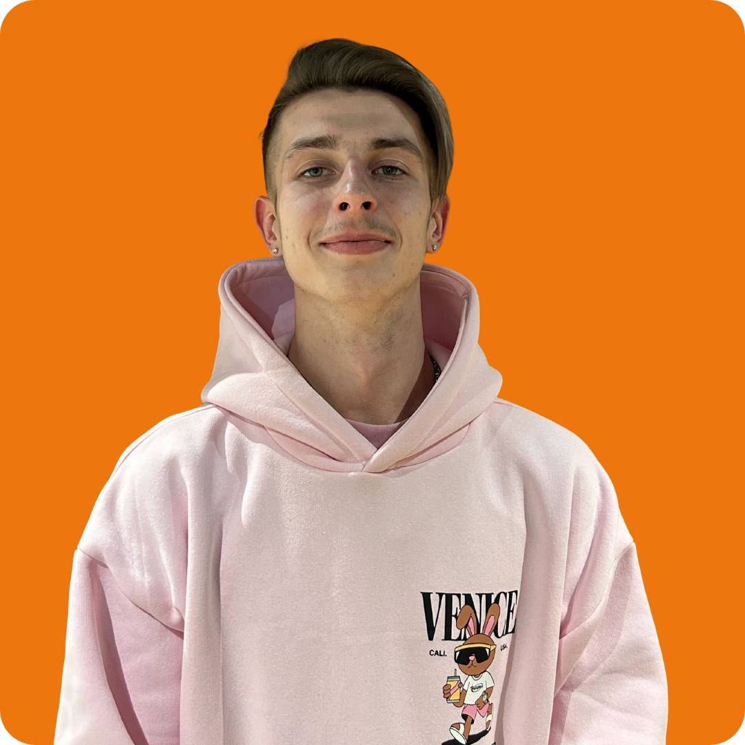 Paweł Muszynski.png